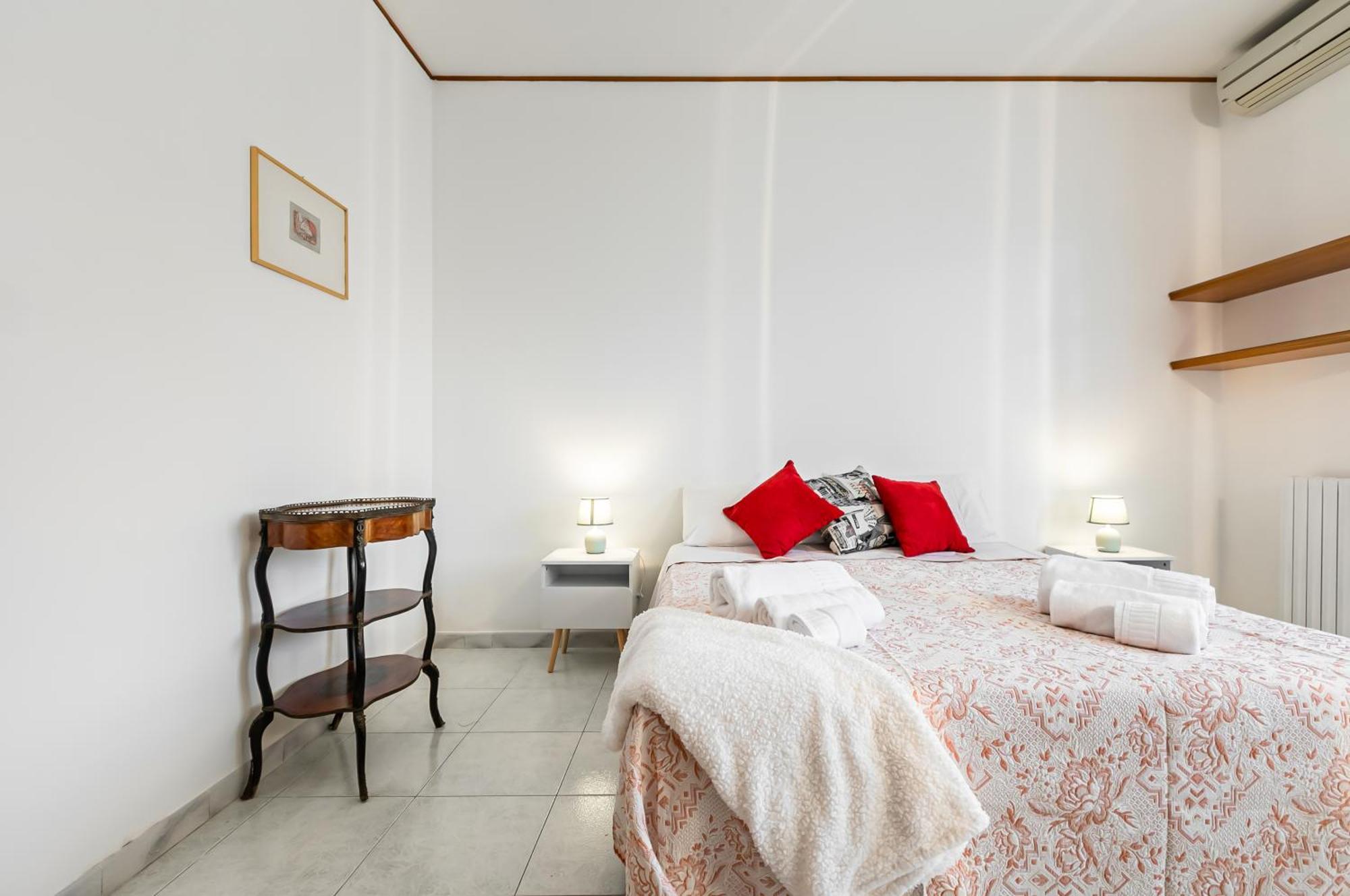 Palazzo Reale & Piazza Indipendenza Roomy Flat 巴勒莫 外观 照片