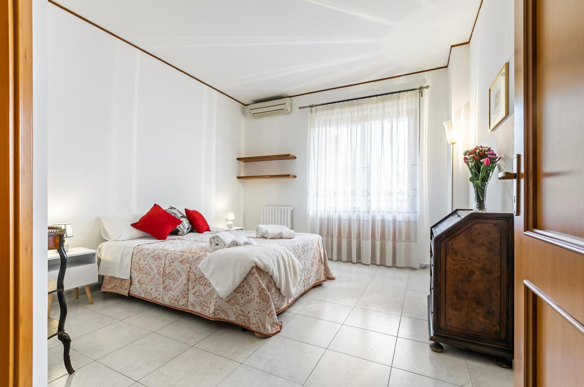 Palazzo Reale & Piazza Indipendenza Roomy Flat 巴勒莫 外观 照片