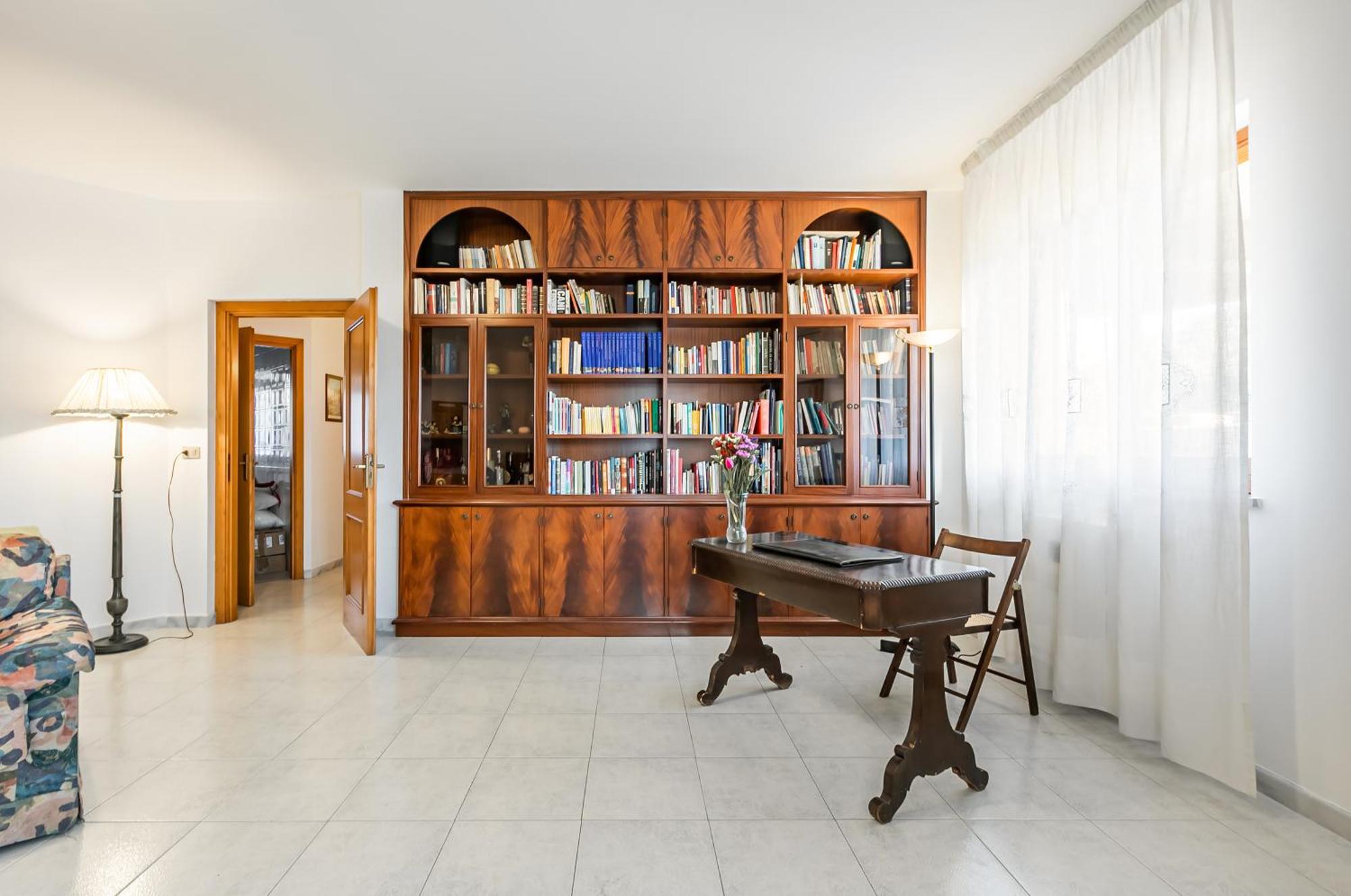 Palazzo Reale & Piazza Indipendenza Roomy Flat 巴勒莫 外观 照片