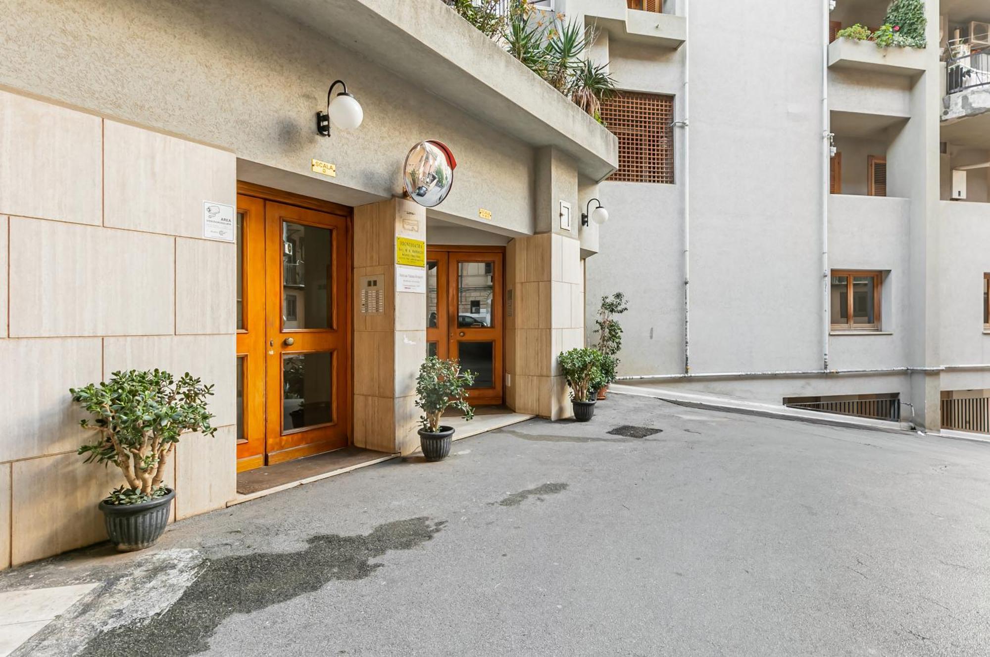 Palazzo Reale & Piazza Indipendenza Roomy Flat 巴勒莫 外观 照片