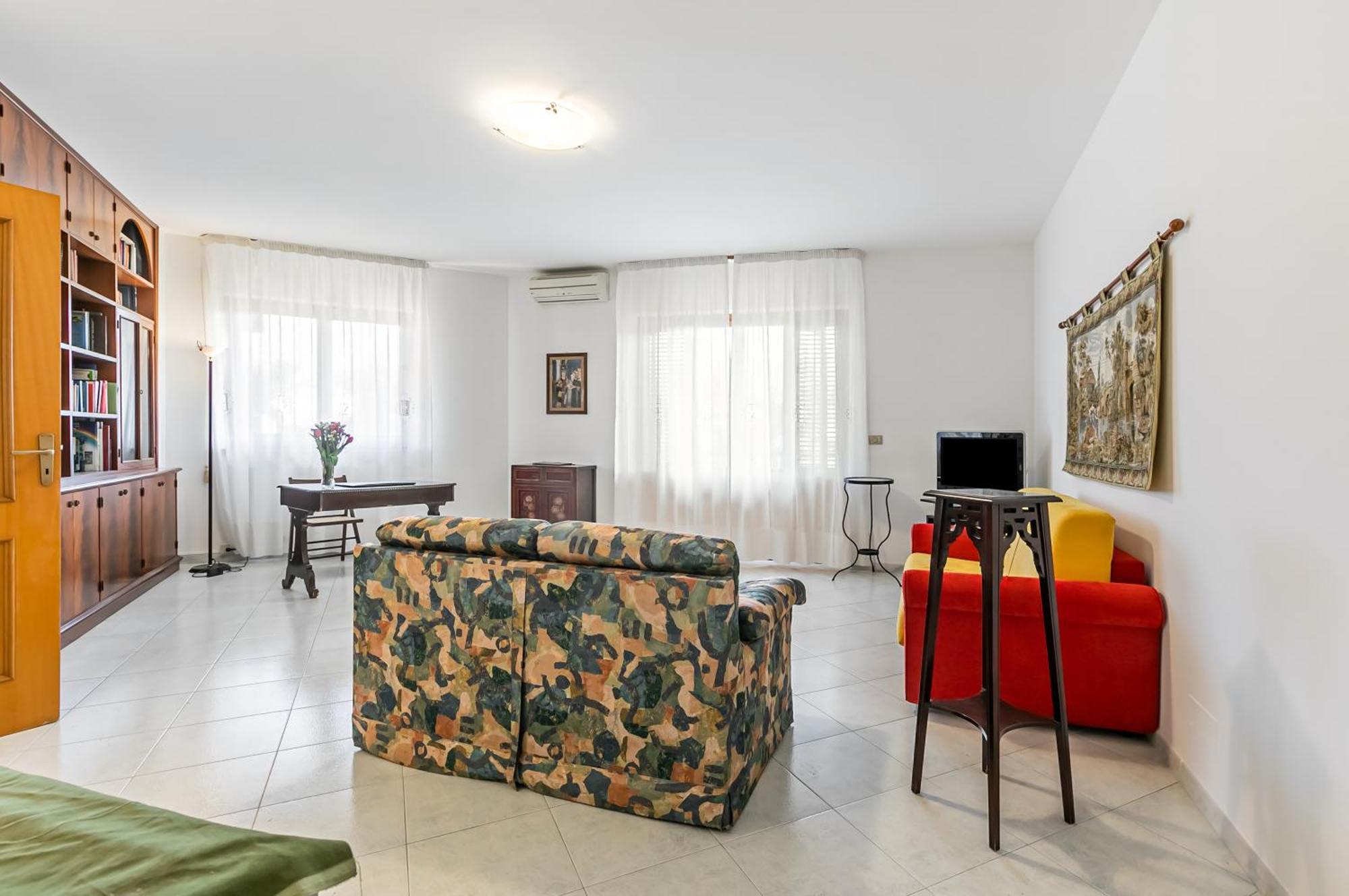 Palazzo Reale & Piazza Indipendenza Roomy Flat 巴勒莫 外观 照片